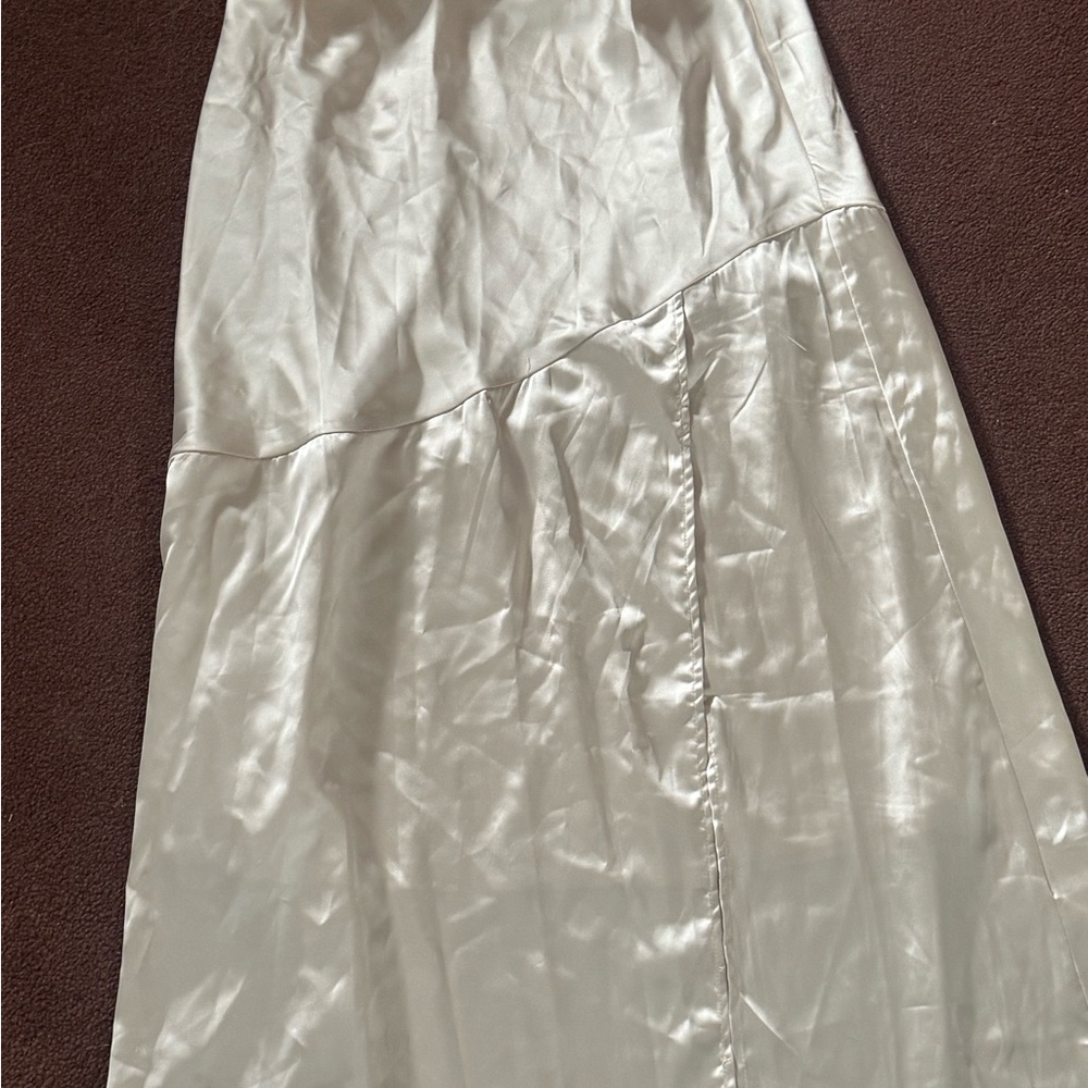 Elegant Cream Satin Skirt